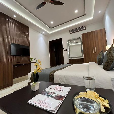 Hotel Kalawati Palace Varanasi Luaran gambar