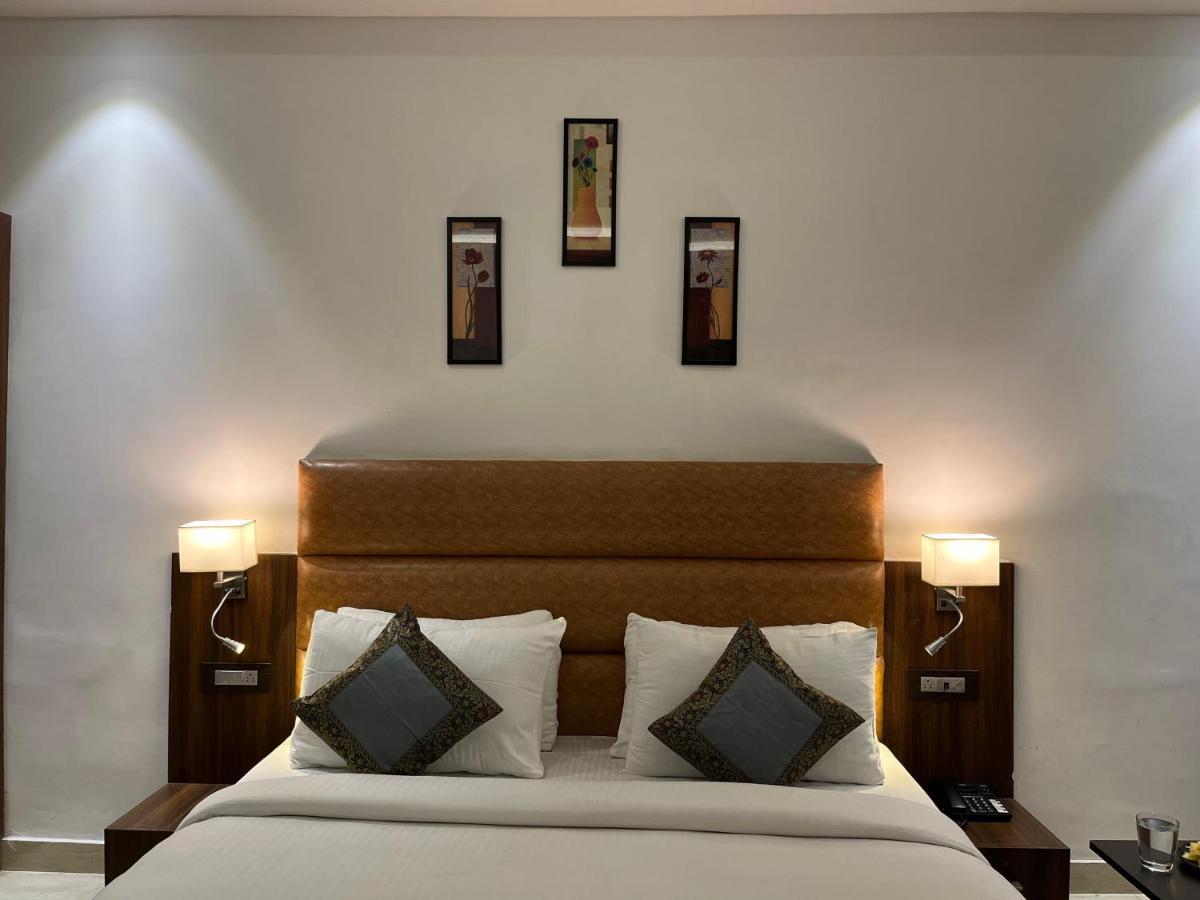 Hotel Kalawati Palace Varanasi Luaran gambar