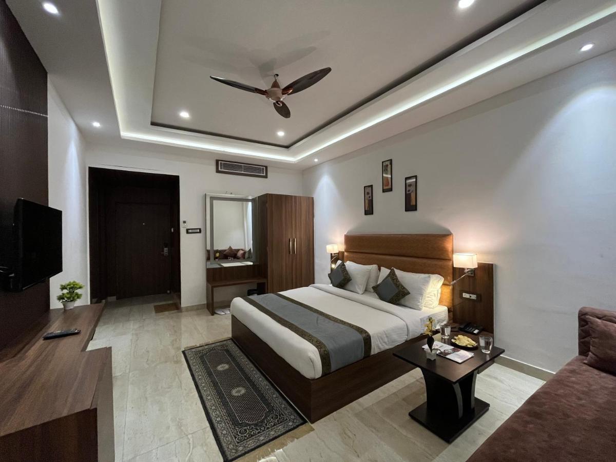 Hotel Kalawati Palace Varanasi Luaran gambar