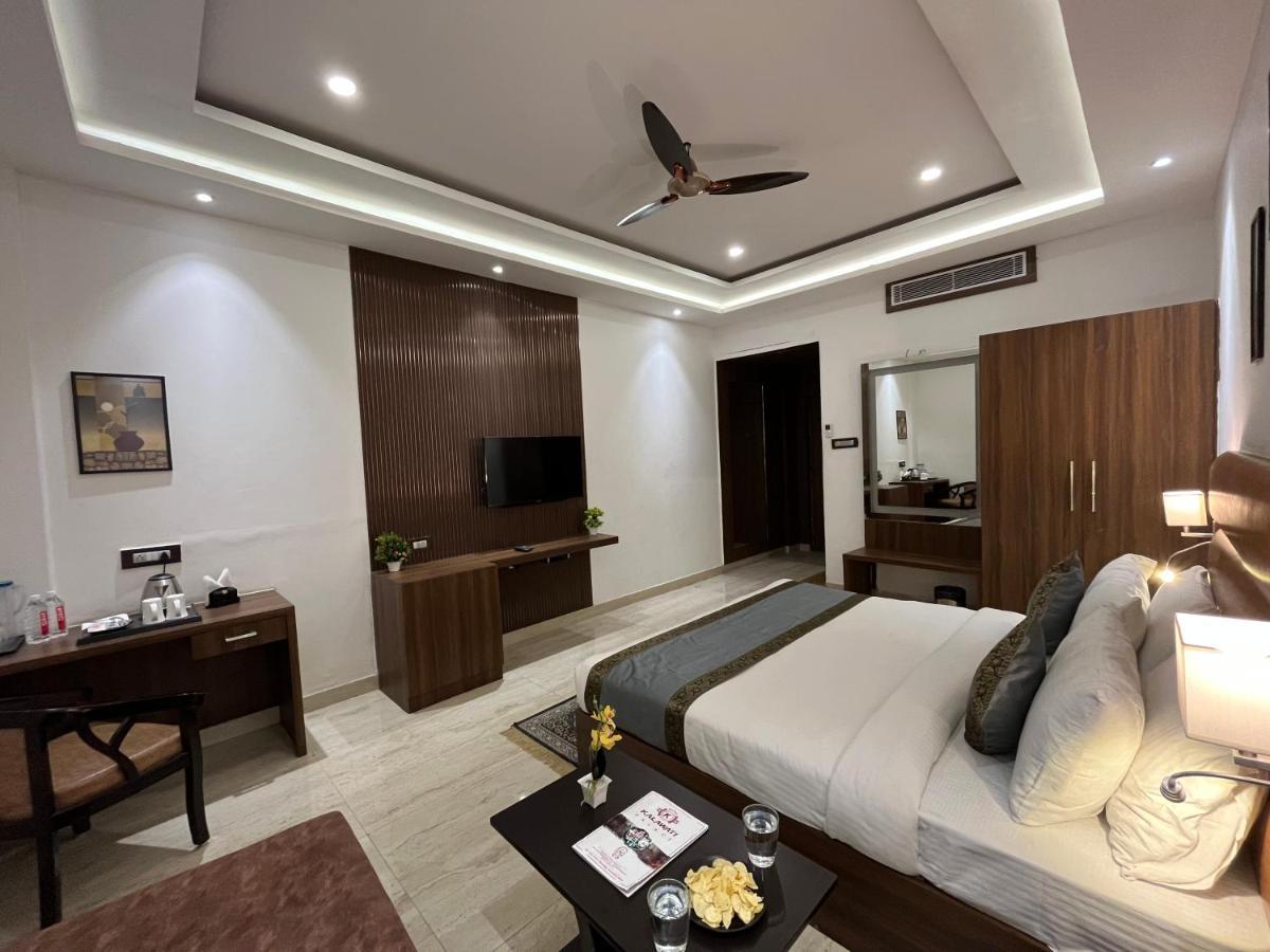 Hotel Kalawati Palace Varanasi Luaran gambar