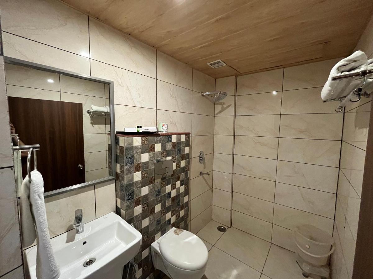 Hotel Kalawati Palace Varanasi Luaran gambar