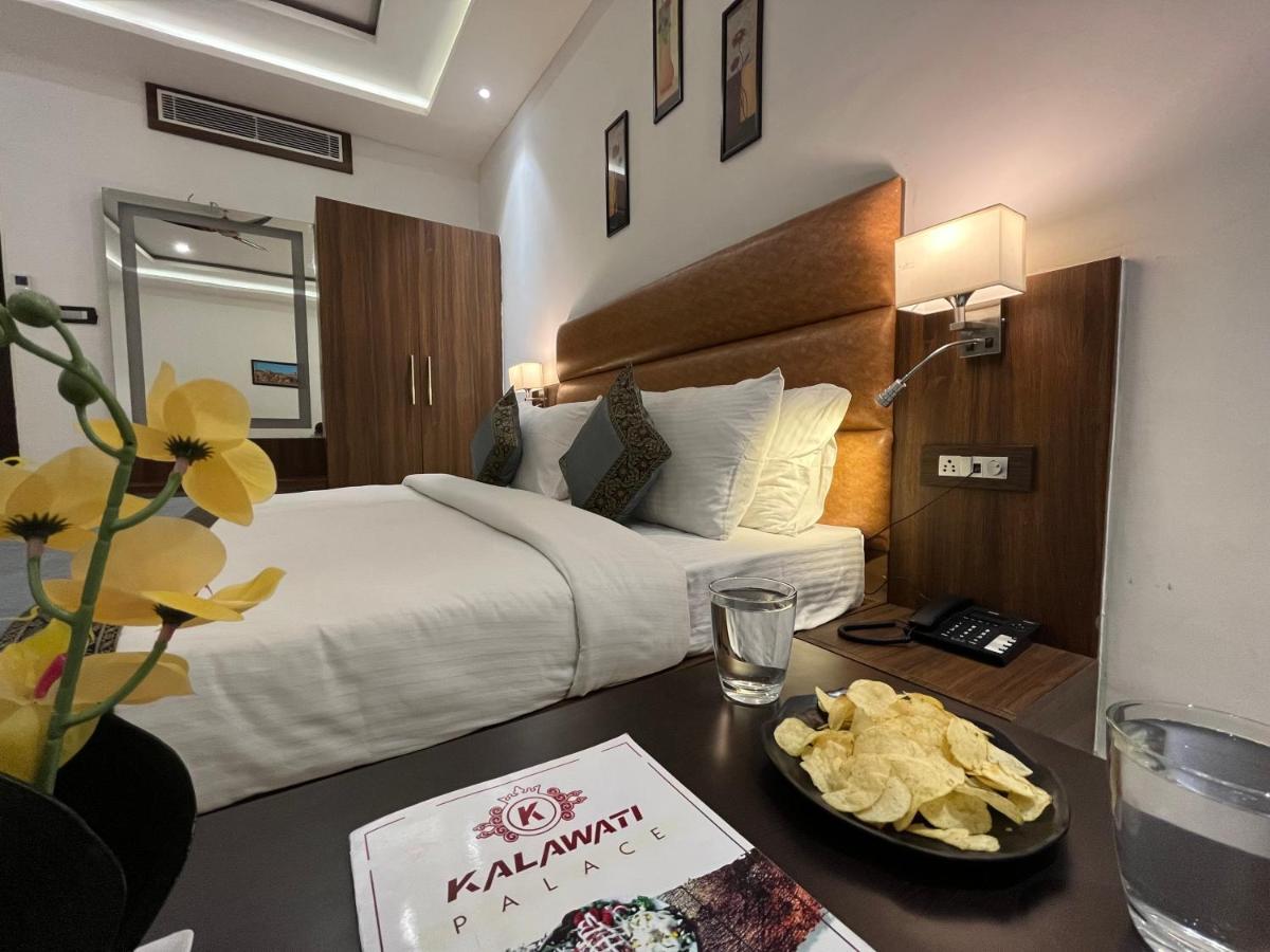 Hotel Kalawati Palace Varanasi Luaran gambar
